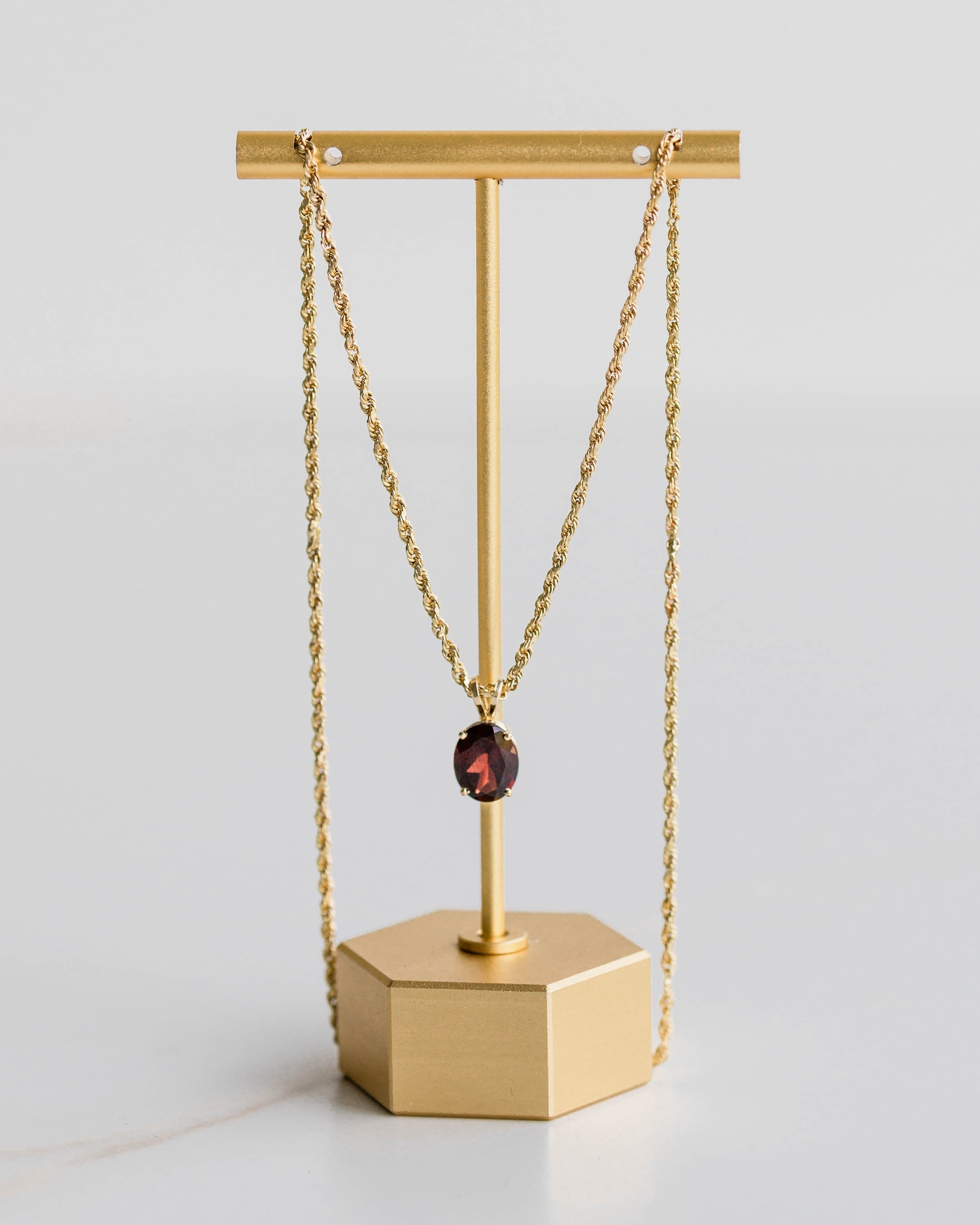 The Garnet Glow Pendant